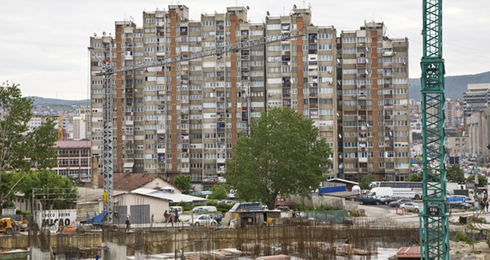 Pa Ndonjë Lëkundje të Madhe