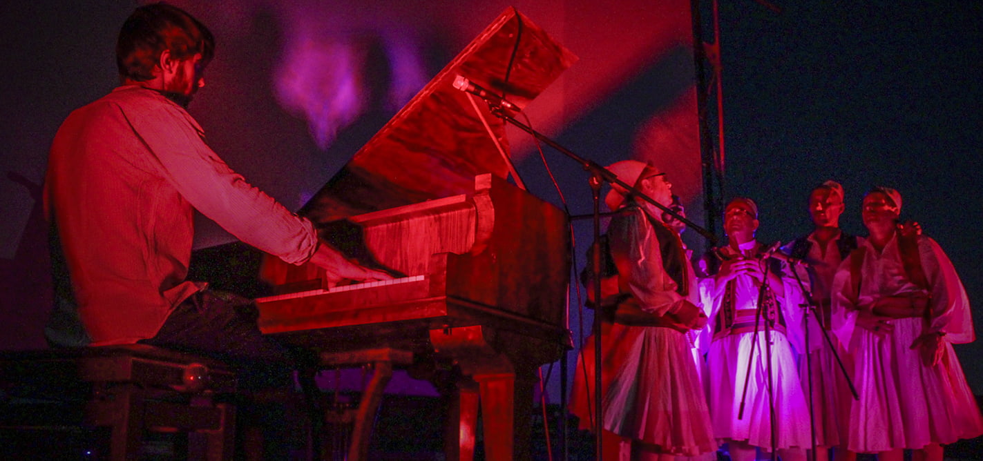 Robert Bisha: Muzika folklorike është ajo kur njerëzit i thonë gjërat ashtu si janë