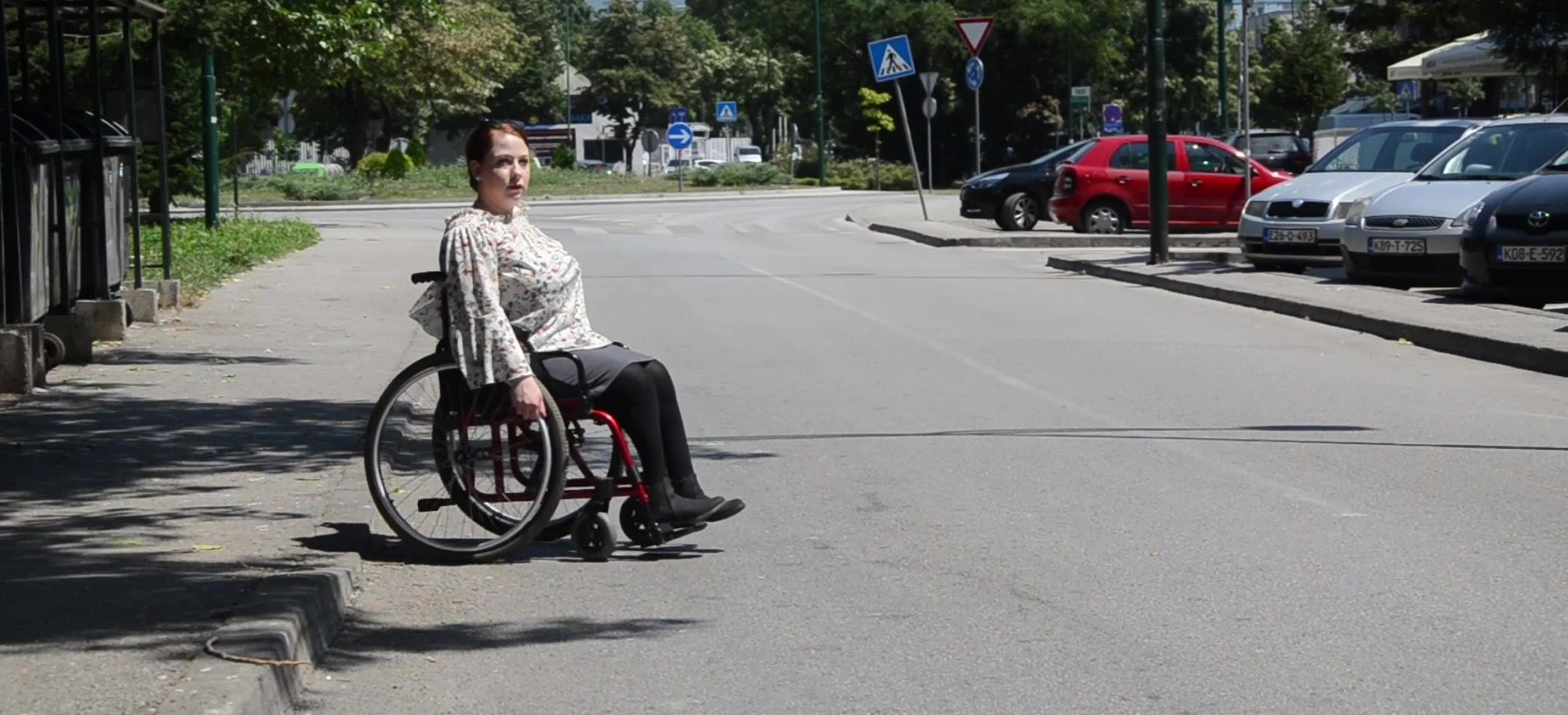 Živjeti normalnim životom u društvu koje vas ograničava