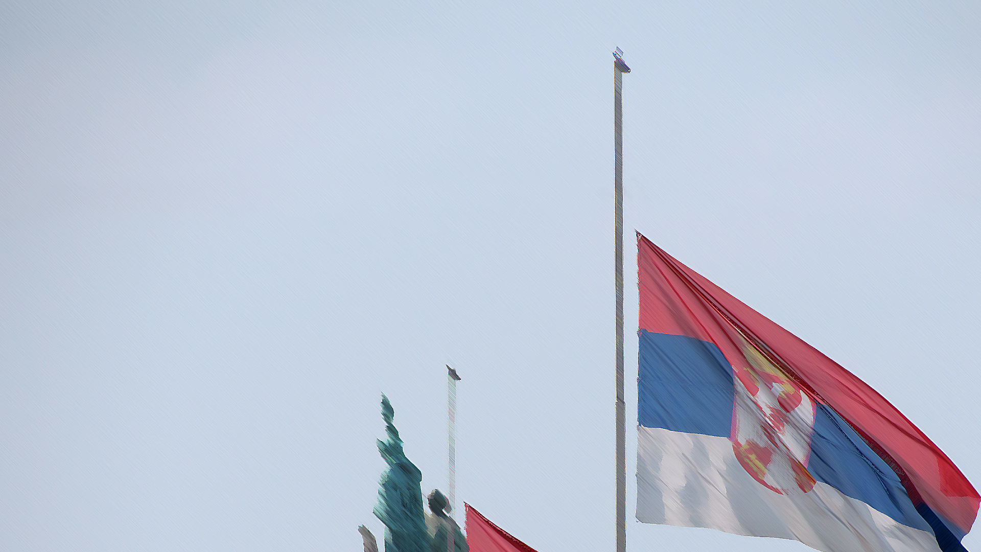 Në rastin më të mirë, vrasës. Në rastin më të keq, terroristë.