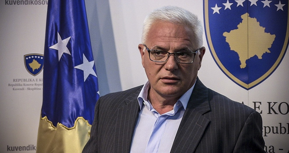 OSTAVKA GRABOVCIJA NE TREBA DA ZABAŠURI KOSOVSKE PROBLEME