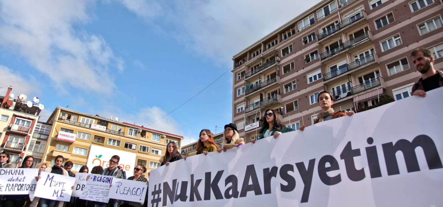Protestuesit kërkojnë që t'i ipet fund dhunës në familje