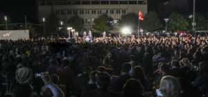 Ende nuk dihet kush do e formojë qeverinë e Kosovës, por e qartë është se qytetarët votuan për ndryshim