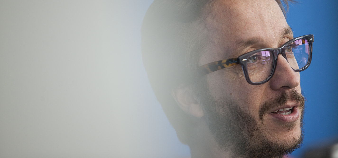 Driton Selmani: Uloga umetnika u našem regionu jeste da bocne ljude