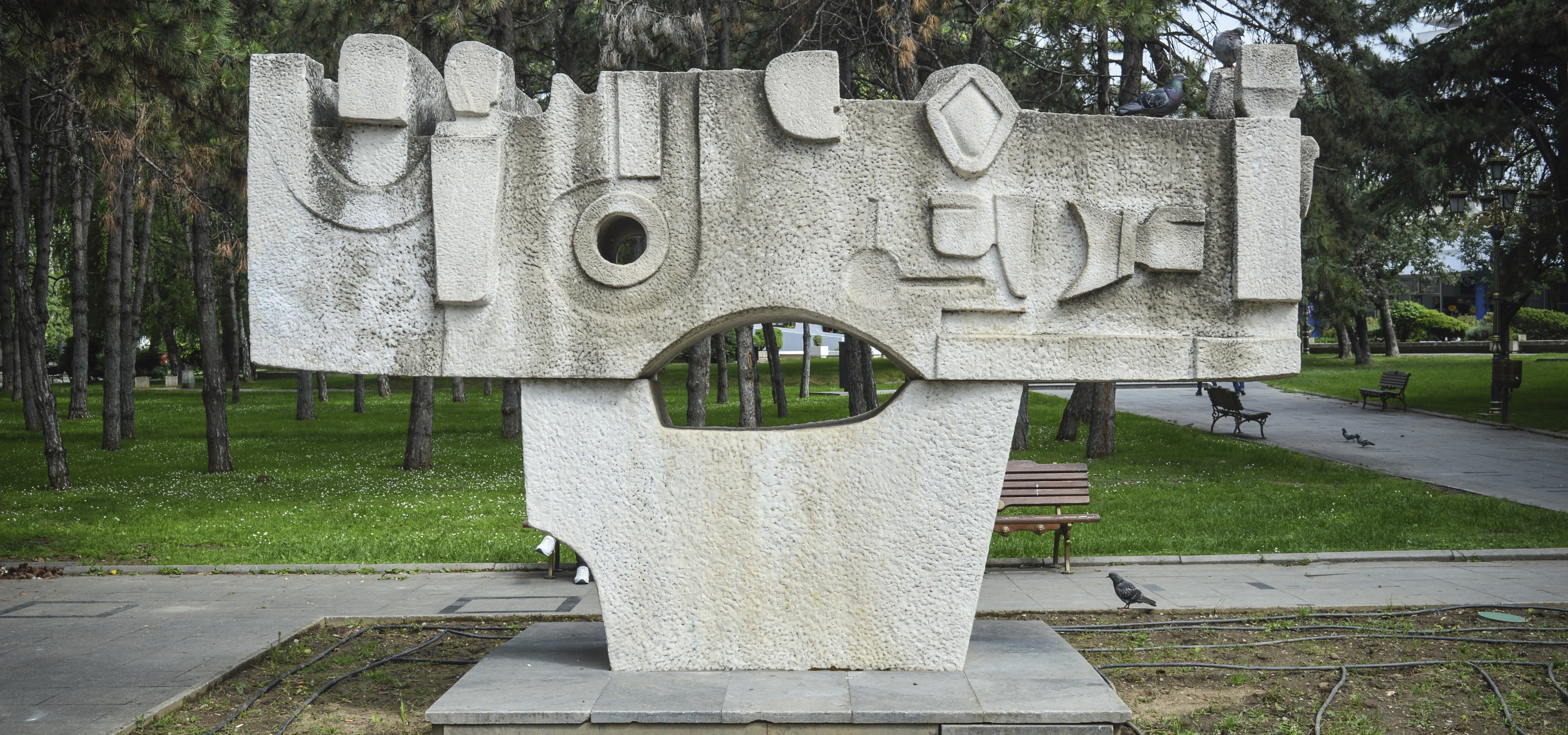 Albanian women in Macedonian politics remain invisible