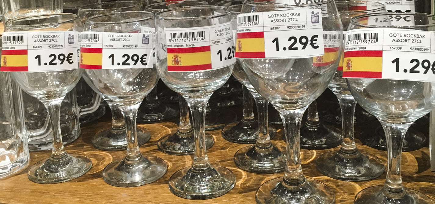 Guraleci në formë të Kosovës në këpucën e Spanjës