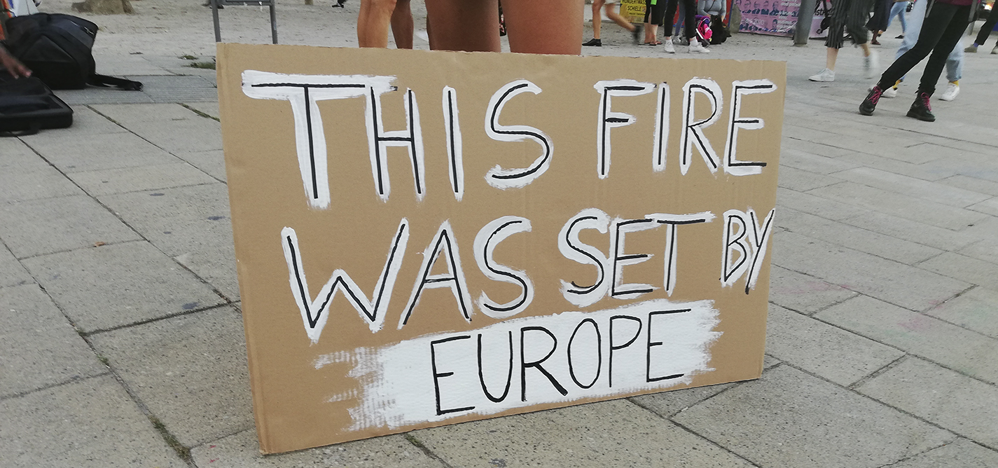 Kush i demokratizon demokratizuesit?