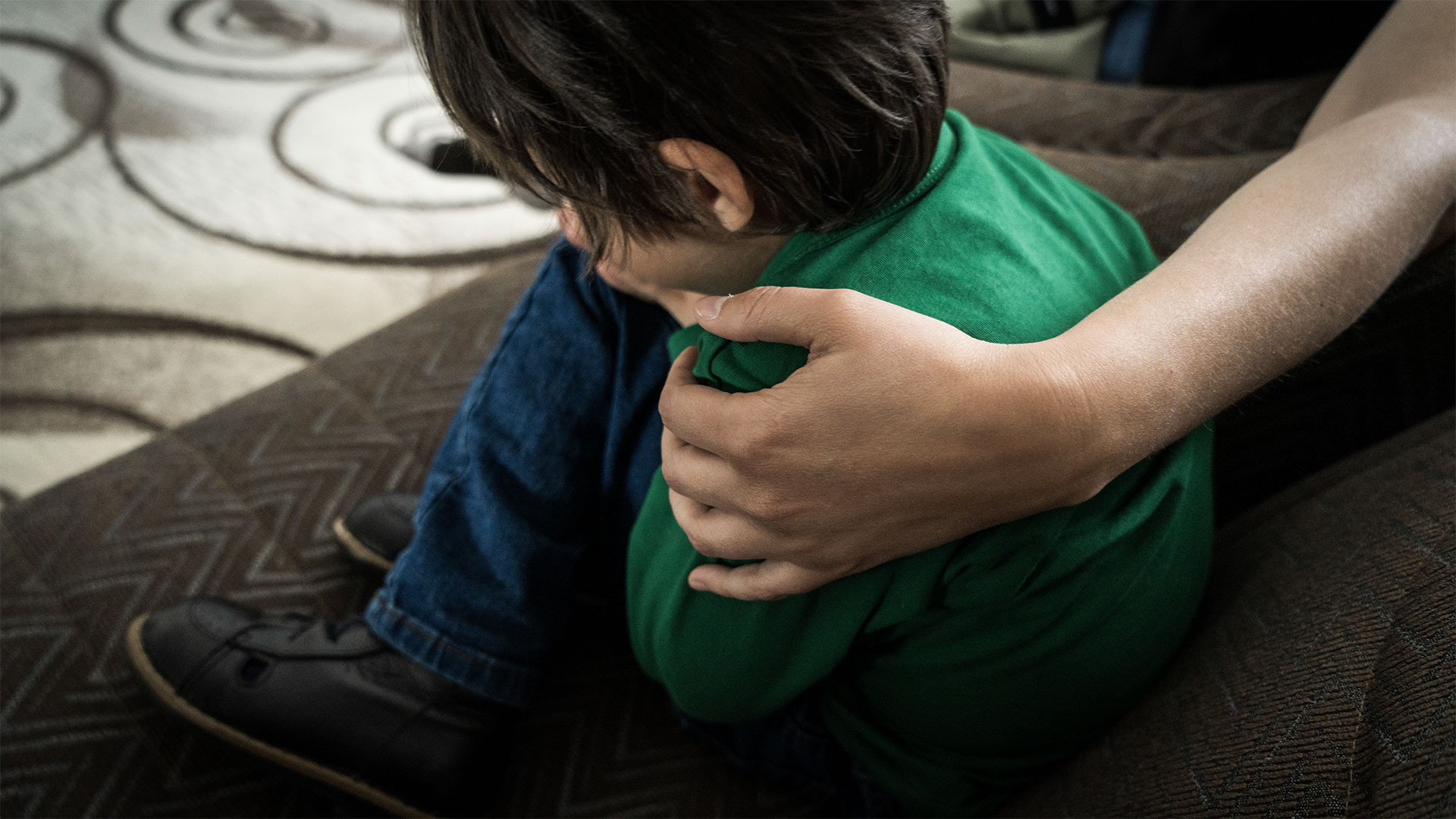 Nxitja e racizmit dhe frikës për luftë