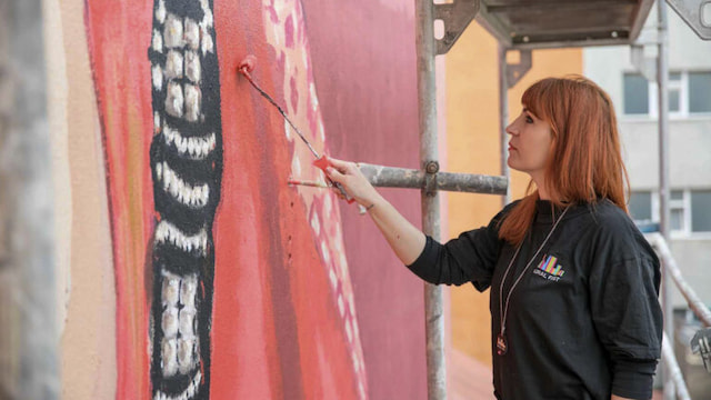 Lebibe Topalli: Muralet tona i kundërvihen zymtësisë së betonizimit