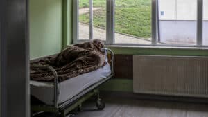 The (de)institutionalization of mental health